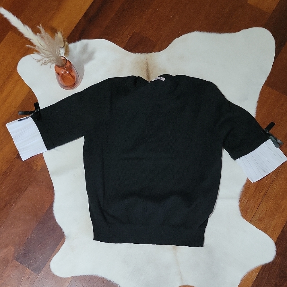 NWOT Black Sweater with White Pleated Sleeves